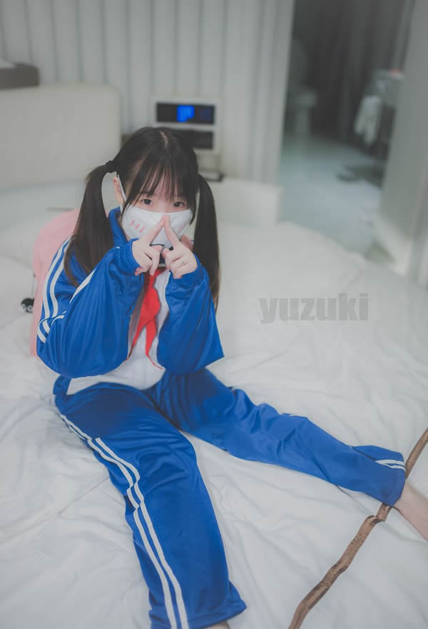 极品萝莉网红柚木之校服无圣光人体套图
