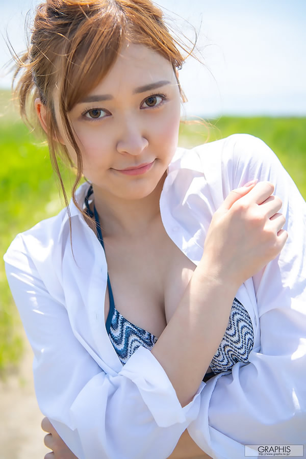 Graphis初脱ぎ娘蜜美杏无圣光人体套图
