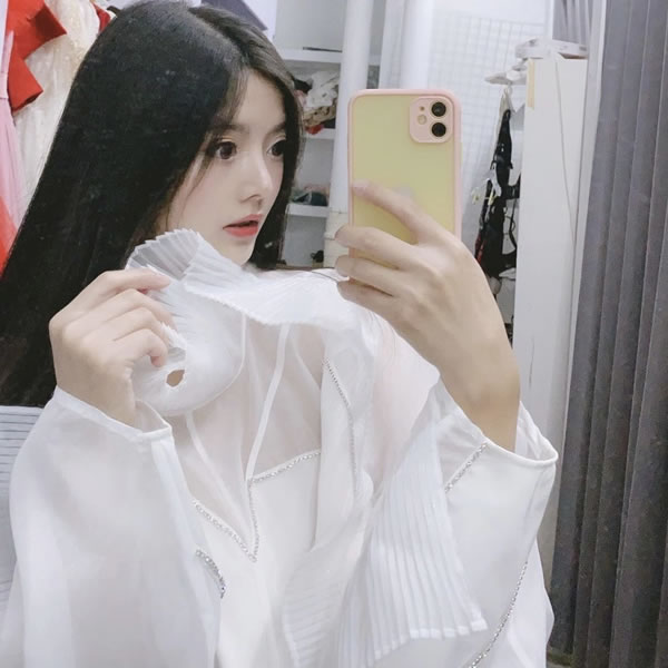 童颜巨乳美女Mieko林美惠子罕见尺度照流出