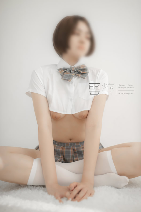 新晋网红云少女