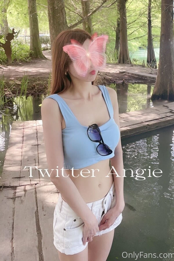 双子星网红@weloveallcouple0902 尺度私拍视图4