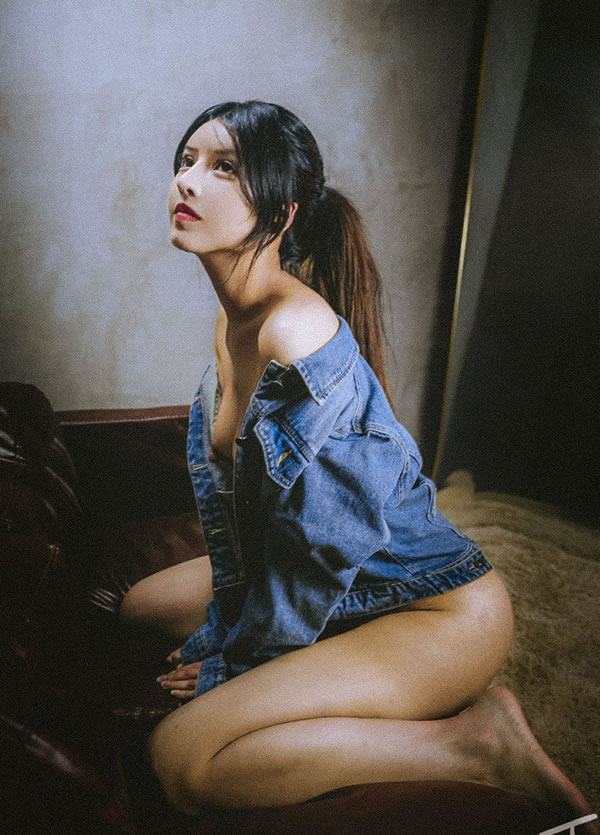 推特女神永远的baby私拍无圣光人体图集7