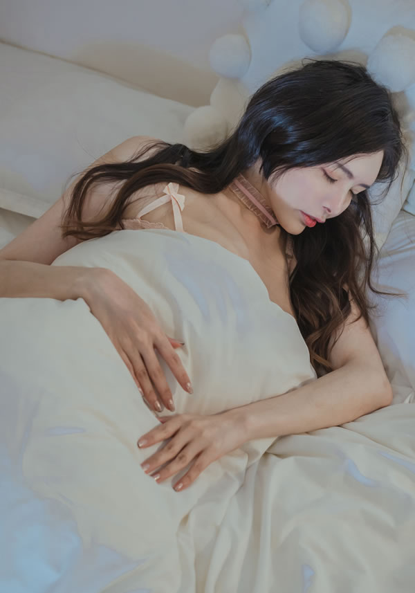 秋和柯基夏小秋秋秋