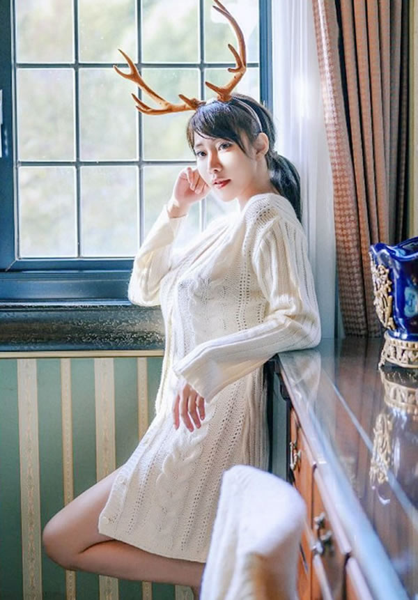 城堡里的鹿角女孩乐乐