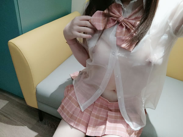 白虎福利姬@虾酱