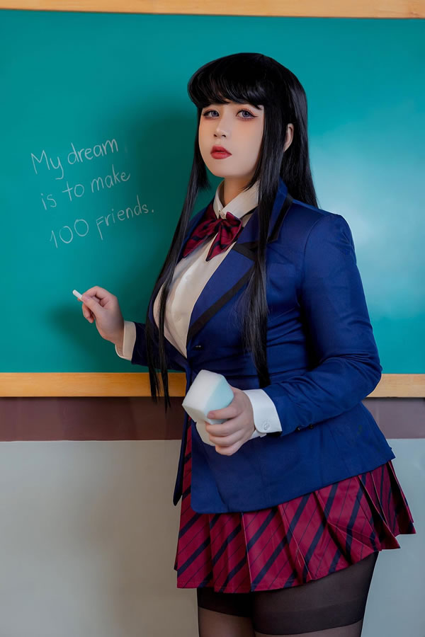 狐耳肥臀制服老师课室上的黑丝诱惑