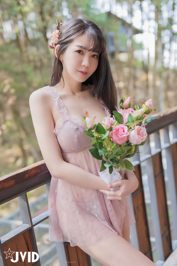 美乳女神媛媛