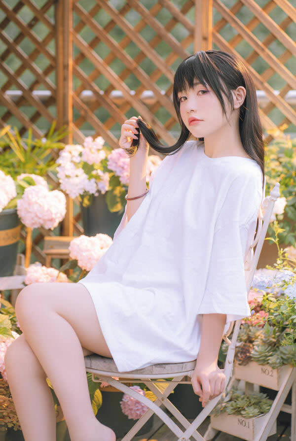 爆机少女喵小吉