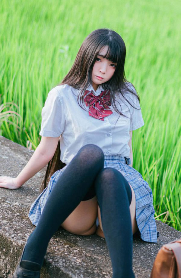 福利姬落落RAKU