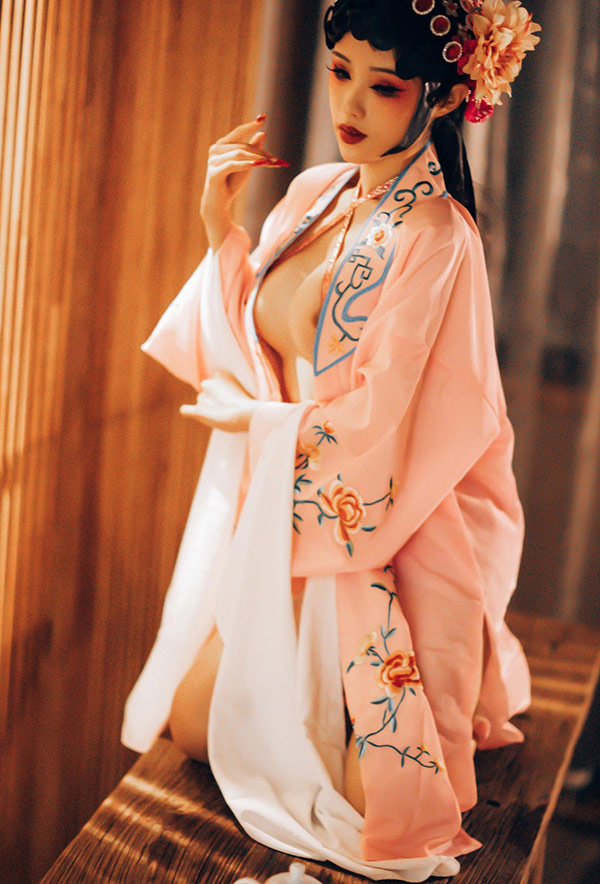福利姬钛合金TiTi 潘金莲戏曲版