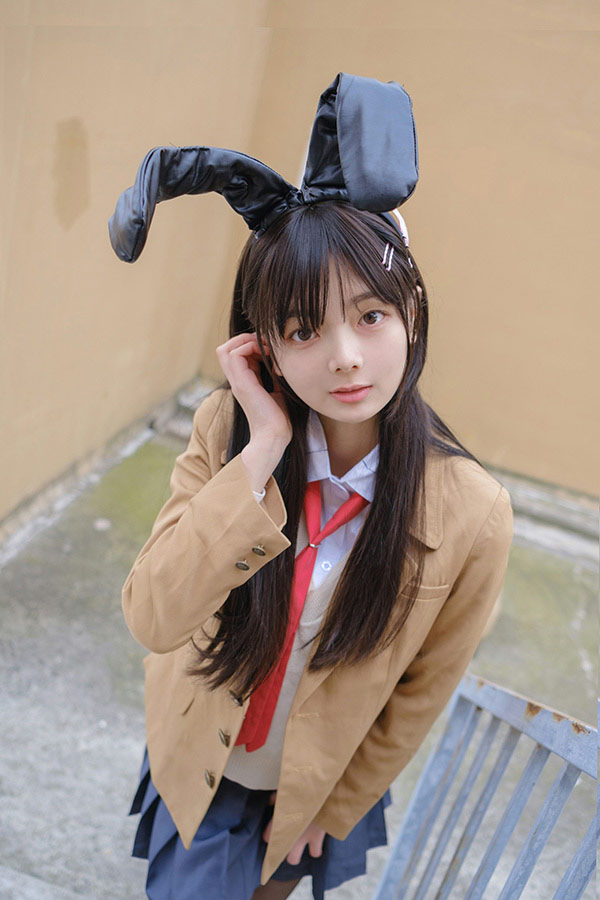 颜值福利姬赤西夜夜 麻衣学姐