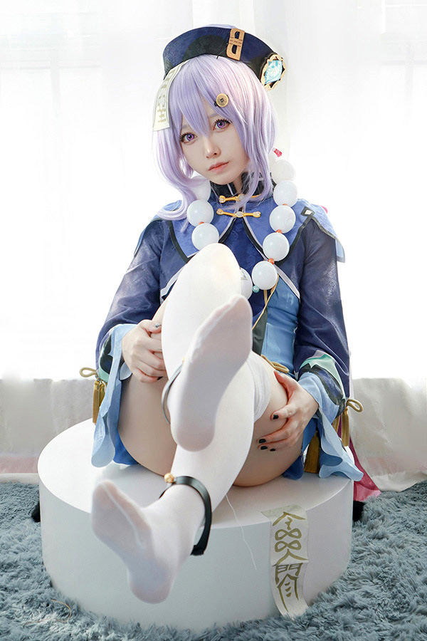 高颜值coser@Asagiriai 原神Qiqi