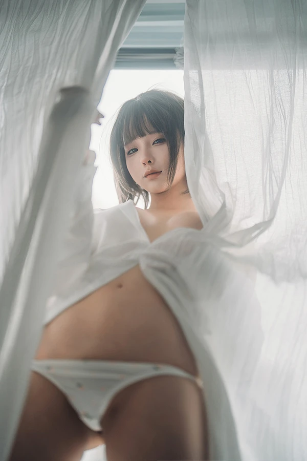 网红美女蠢沫沫 衬衫窝里的性感